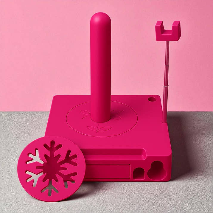 Crostation™ Yarn Holder